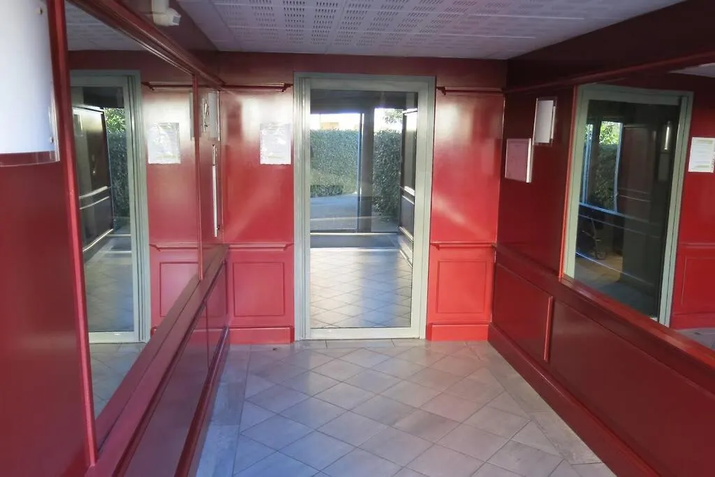 Appartement Standing Piscine - Art et Antiquité LʼIsle-sur-la-Sorgue 0*,  France