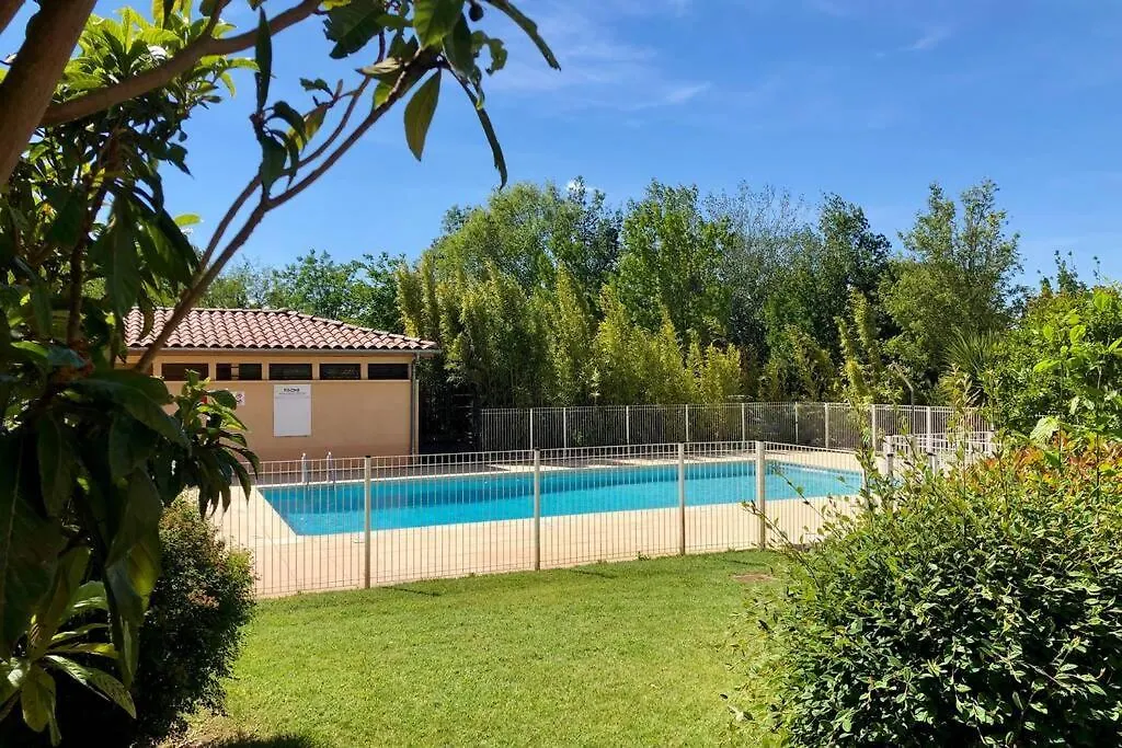 Appartement Standing Piscine - Art Et Antiquite L'Isle-sur-la-Sorgue Apartment
